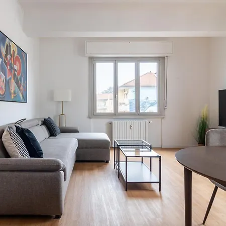 Albertinelli - Bilocale San Siro Daire Milano